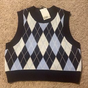 Blue argyle print sweater vest